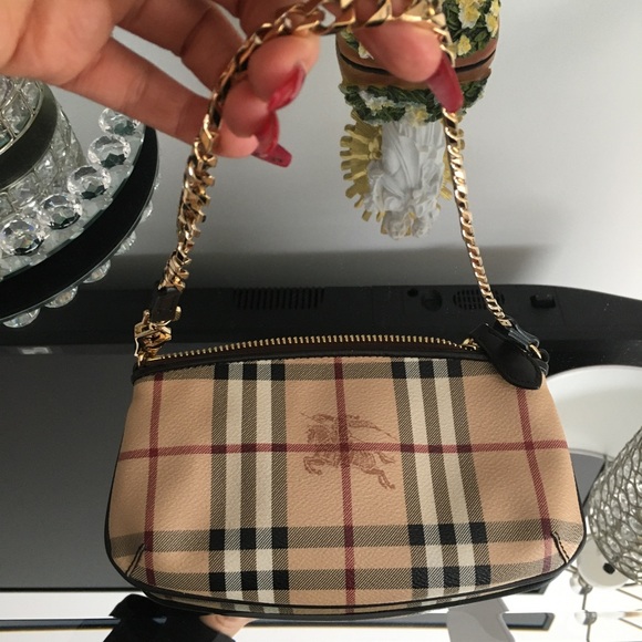 AUTHENTIC BURBERRY POUCH - Picture 2 of 7